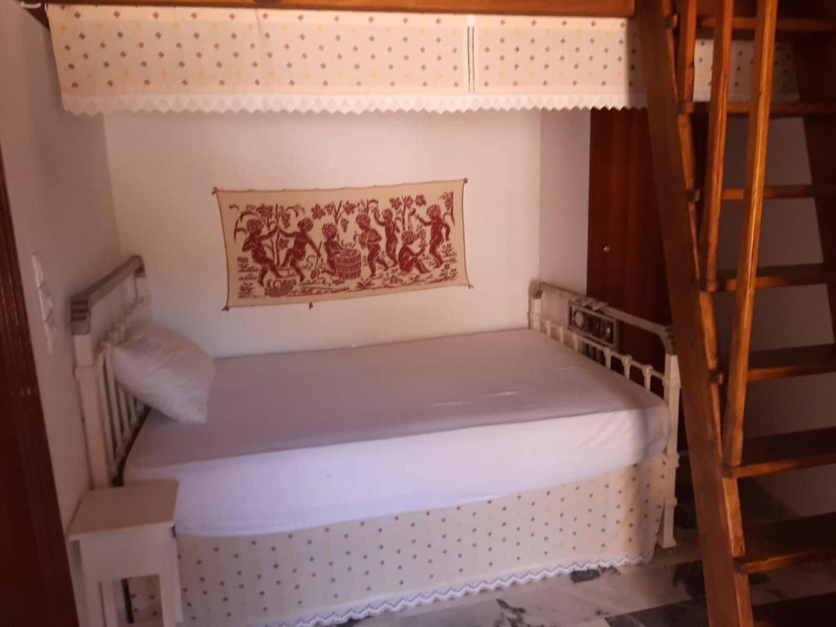 Апартаменты Bella Vista Montagna Aperathos Экстерьер фото