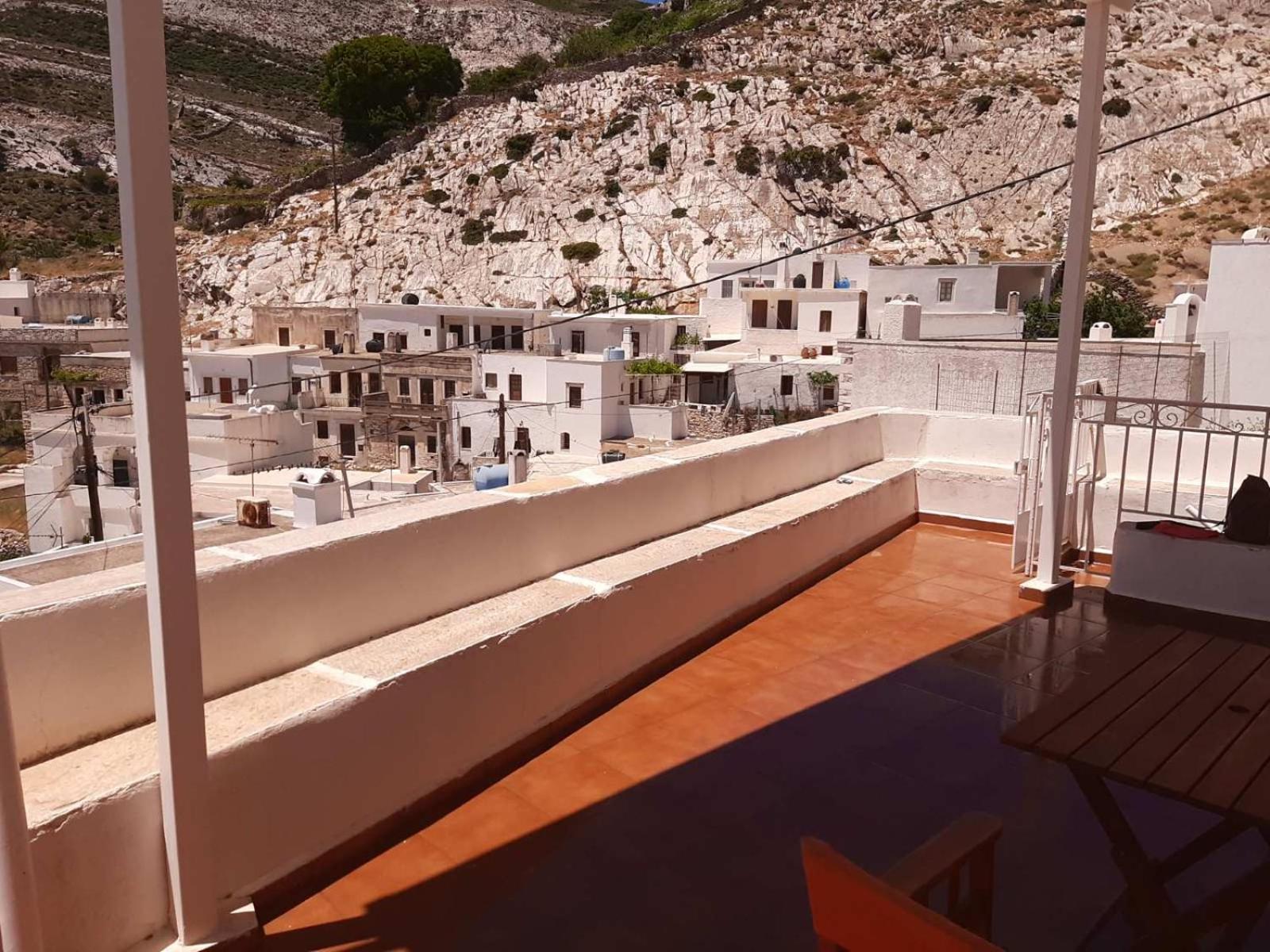 Апартаменты Bella Vista Montagna Aperathos Экстерьер фото